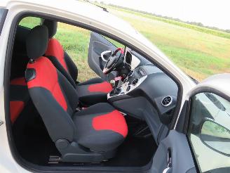 Ford Ka 1.2 Titaniun 2008-12  goed werkende airco!!! picture 2