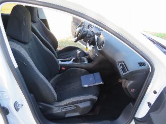 Peugeot 308 1.2 110pk Pure Tech Style 116.000km Navigatie Camera airco Clima   splinter nieuwe d riem picture 7