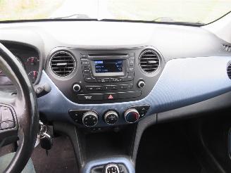 Hyundai I-10 1.0 I  Motion 2014 [ Nieuwe Model 5drs Airco Stoelverwarming picture 14