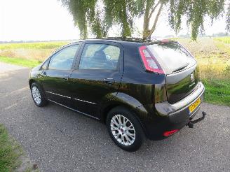 Fiat Punto Evo 1.4  Dynamic 78pk 5drs Airco Clima 5drs picture 16
