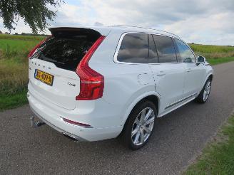 skadebil auto Volvo Xc-90 2.0 T8 4X4 Twin Engine Eclectisch Benzine 320pk!!! 7 persoons Inschription Schuifdak  Topstaat 2016/9