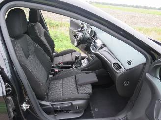 Opel Astra SPORTS TOURER+ 1.0 105pk BUSINESS 170.000km nap Camera navigatie 2016 picture 5