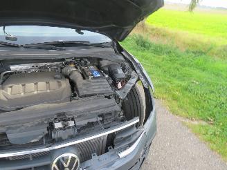 Volkswagen Tiguan 2.0 TDi 150pk  Automaat  117.000km Nap Life Business 2021  Topstaat picture 17
