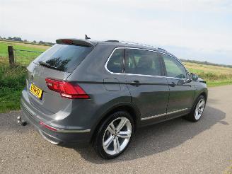Volkswagen Tiguan 2.0 TDi 150pk  Automaat  117.000km Nap Life Business 2021  Topstaat picture 2