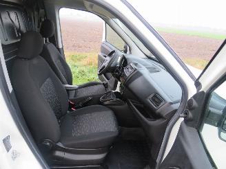 Opel Combo 1.3 CDTi Eco Flex 2016 euro 5 160.000km nap Airco L1 H1 picture 10
