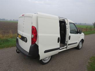Opel Combo 1.3 CDTi Eco Flex 2016 euro 5 160.000km nap Airco L1 H1 picture 16