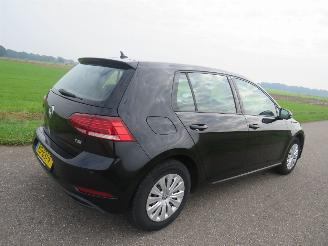 skadebil auto Volkswagen Golf 1.0 TSI 110PK 5drs Camera Navigatie Clima  2017  Top Top Staat 2017/10