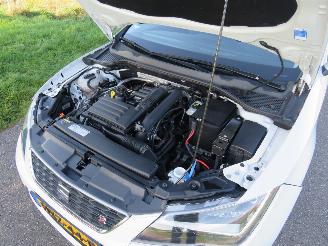 Seat Leon 1.4 TSi 140pk FR Business vol optie  Alcantara leer  Sport picture 13