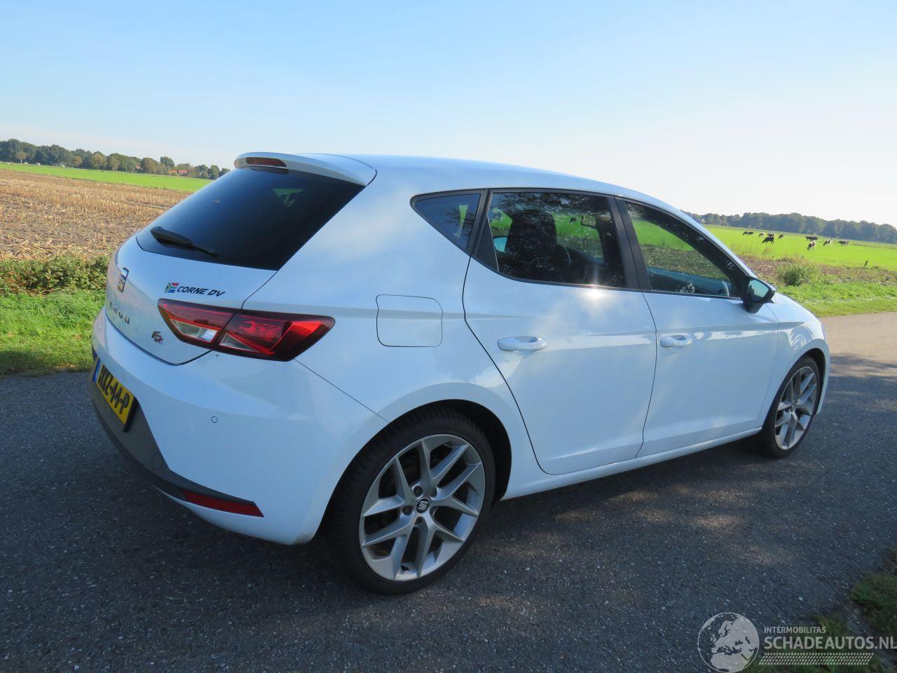 Seat Leon 1.4 TSi 140pk FR Business vol optie  Alcantara leer  Sport