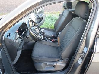 Volkswagen T-Cross 1.0 TSi Life 95pk Euro 6 Camera Navigatie clima sportstoelen  enz enz picture 7