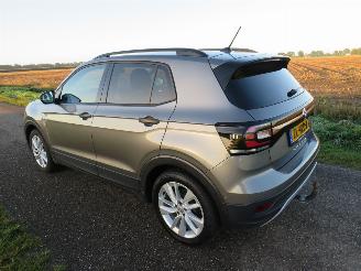 Volkswagen T-Cross 1.0 TSi Life 95pk Euro 6 Camera Navigatie clima sportstoelen  enz enz picture 2