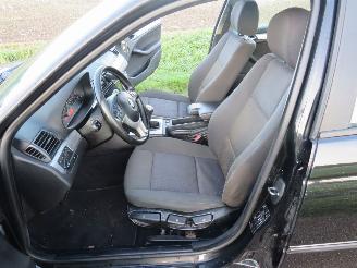 BMW 3-serie 318 D 116 pk  2002 Navigatie Airco  Sedan picture 22