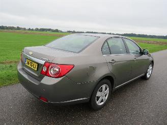 Chevrolet Epica 2.5  156pk Executive  6 Cilnder Automaat   Sedan Leer Splinter nieuwe Apk picture 24