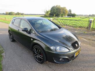 uszkodzony samochody osobowe Seat Leon 1.2 TSi  105pk  Bisinesline Highline  2010 topstaat   5drsEuro 6 2010/9
