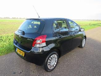 Daihatsu Charade TOYOTA 1.3  99pk CITY  80.000km  NAP 5drs Airco  [ nieuwstaat  6 bak picture 17