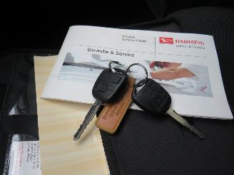 Daihatsu Charade TOYOTA 1.3  99pk CITY  80.000km  NAP 5drs Airco  [ nieuwstaat  6 bak picture 5