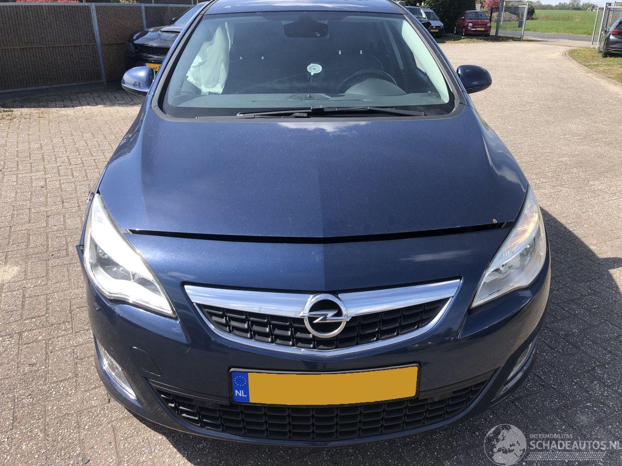 Opel Astra Astra 1.4 Cosmo