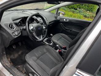 Ford Fiesta  picture 8