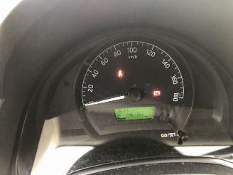 Skoda Citigo 1.0 green tech ambition picture 12