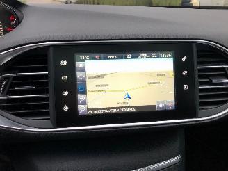 Peugeot 308 automaat picture 15