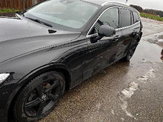 Volvo V-60 2.0 d3 momentum picture 9