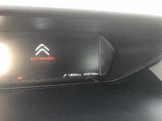 Citroën C4-picasso Grand C4 Picasso 1.2 PureTech 7 persoons picture 17