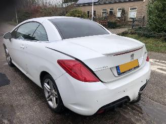 Peugeot 308 308 CC 1.6 THP Noir & Blanc picture 4