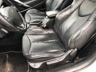 Peugeot 308 308 CC 1.6 THP Noir & Blanc picture 14