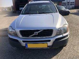 Damaged car Volvo Xc-90 xc-902.5 T 2002/12