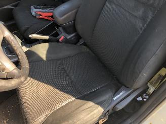 Toyota Avensis Avensis Wagon 2.0 VVTi Linea Luna picture 14