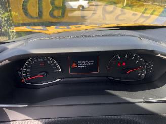 Peugeot 208 208 1.2 PureTech Blue Lease Active picture 20