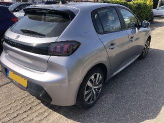 Peugeot 208 208 1.2 PureTech Blue Lease Active picture 26