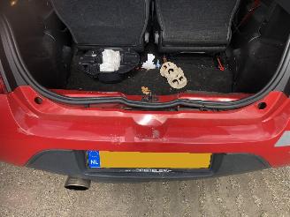 Renault Twingo Twingo 1.6 16V RS search picture 9