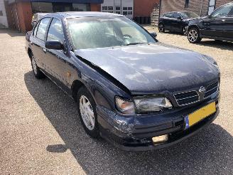 Damaged car Nissan Maxima-qx Maxima QX 3.0 V6 SE 1998/7