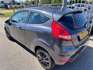 Ford Fiesta 1.25 limited picture 3