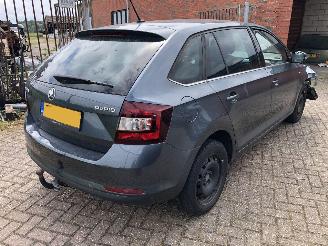 Damaged car Skoda Rapid Rapid Spaceback 1.0 TSI Greentech Cleve 2018/10
