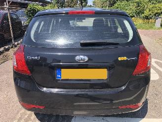 Kia Ceed 1.4 VVT X-ecutive picture 5