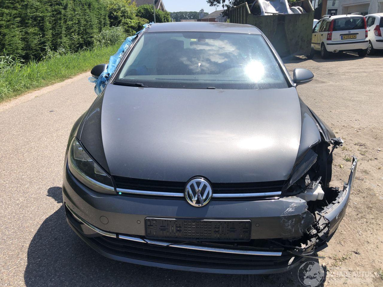 Volkswagen Golf Golf 1.0 TSI Comfortline