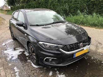 skadebil auto Fiat Tipo tipo Stationwagon 1.6 16v Business Luss 2018/2