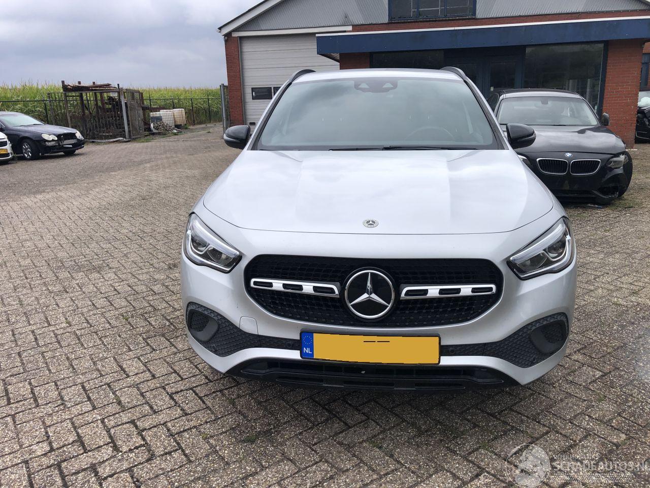 Mercedes GLA GLA 250 E BUSINESS SOLUTION AMG LIMITED
