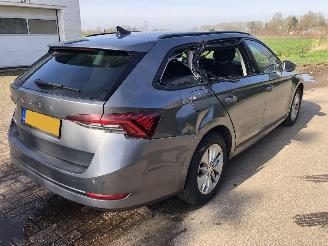 Skoda Octavia Octavia Combi 1.0 TSI Business Edition picture 5
