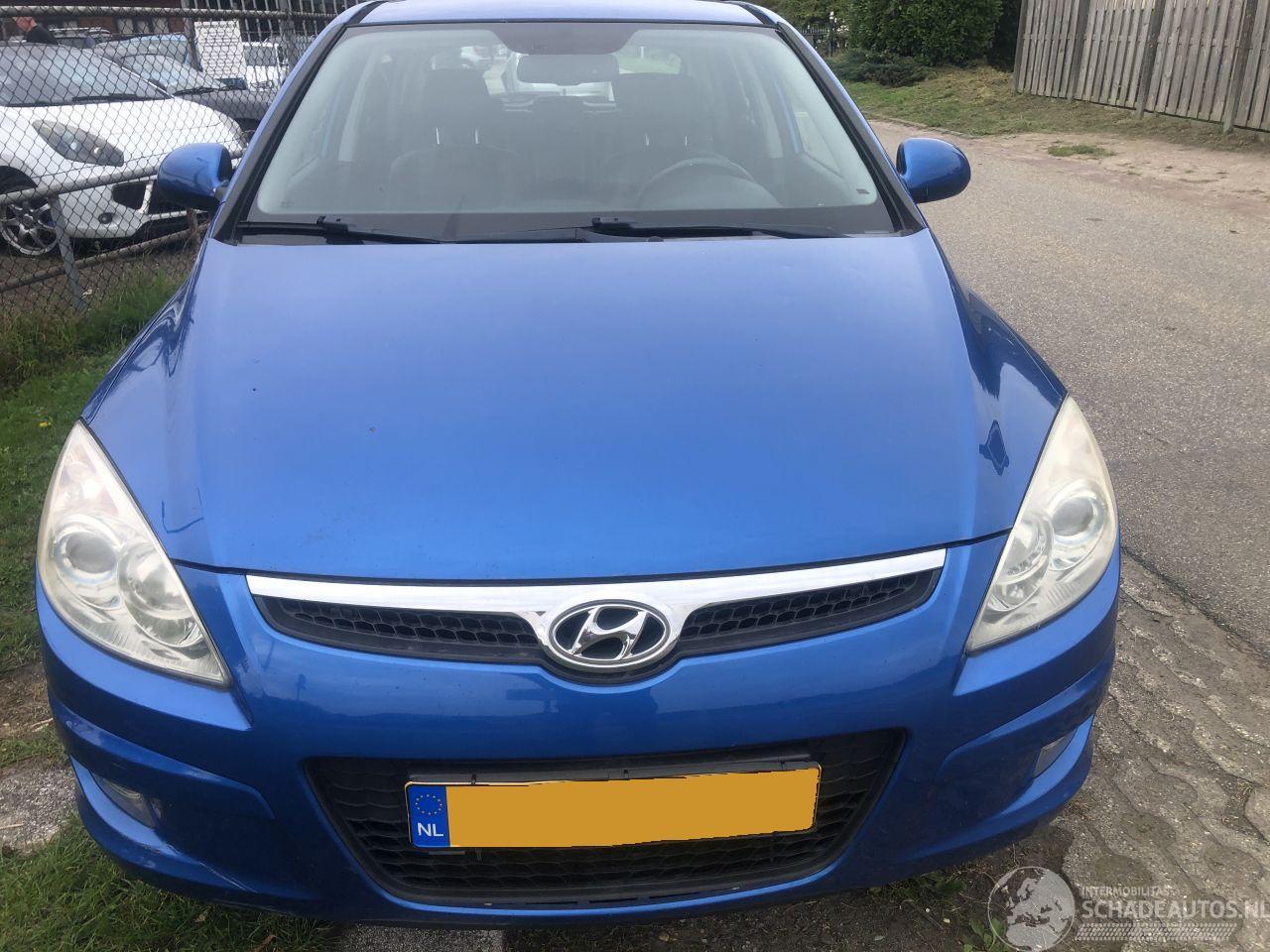 Hyundai I-30 i30 2.0i i-Catcher