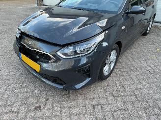 Kia Ceed 1.0 T-GDi Navi Clima Cruise 97669 Km ! picture 21