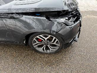 Land Rover Range Rover Velar 2.0 I4 AWD SE R-Dynamic Automaat Pano Leder picture 28