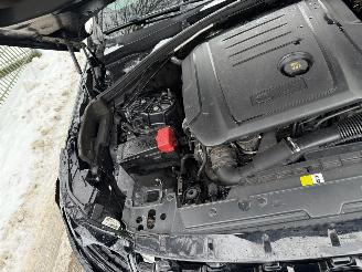 Land Rover Range Rover Velar 2.0 I4 AWD SE R-Dynamic Automaat Pano Leder picture 22