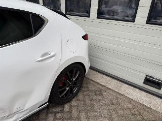 Mazda 3 2.0 e-Skyactiv-G M 122 Luxury Navi Clima Cruise Leder picture 14