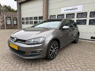 Auto incidentate Volkswagen Golf 1.4 TSI Highline Automaat Pano Navi Clima Cruise 2014/3
