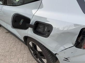 Volvo EX30 Single Motor Core 51 kWh Navi Clima 48386 Km NAP ! picture 14