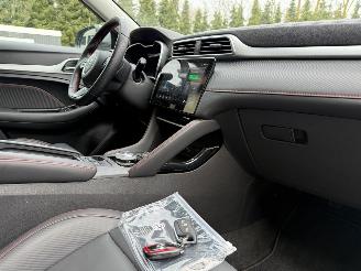 MG ZS EV Long Range Luxury 70 kWh Pano 29719 Km NAP ! picture 5