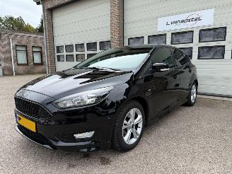 uszkodzony samochody osobowe Ford Focus 1.5 ST-Line Navi Clima NAP ! 2017/4